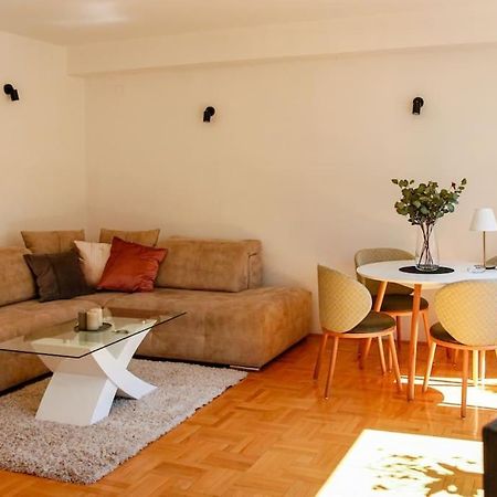 Nn Apartment Skopje Bagian luar foto