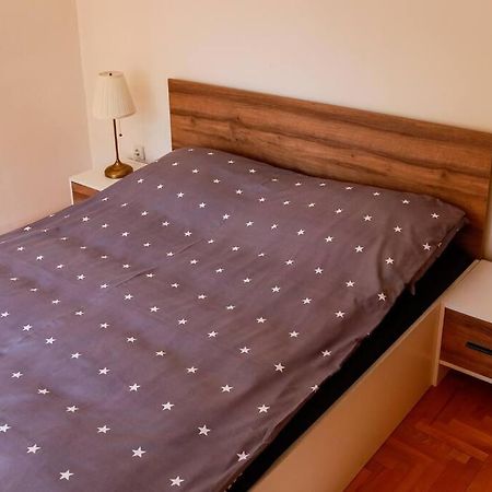 Nn Apartment Skopje Bagian luar foto