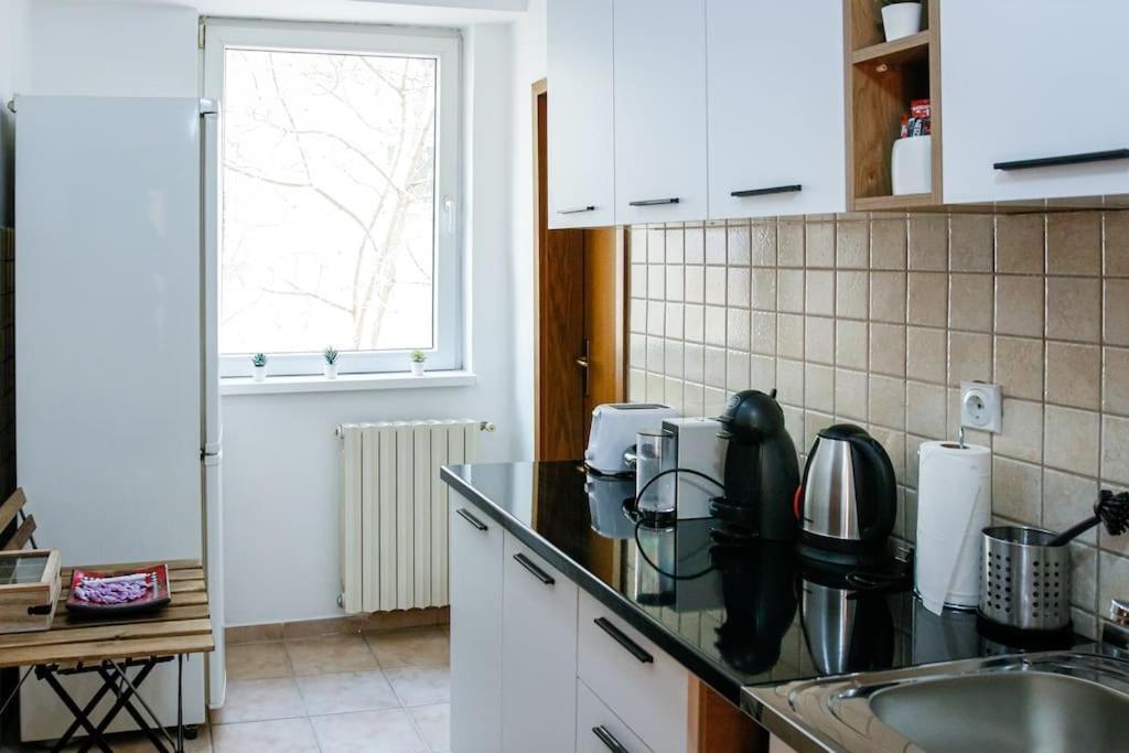 Nn Apartment Skopje Bagian luar foto
